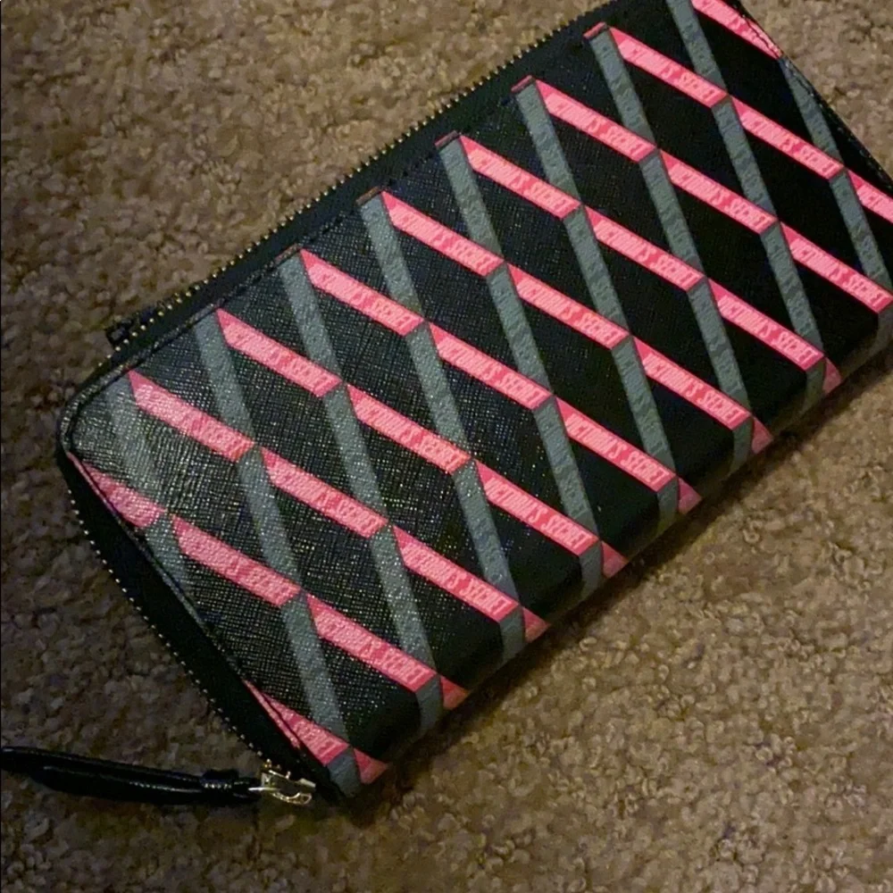 Victoria’s sweet Pink Black Clutch Wallet Ribbon Design New - Picture 5 of 6